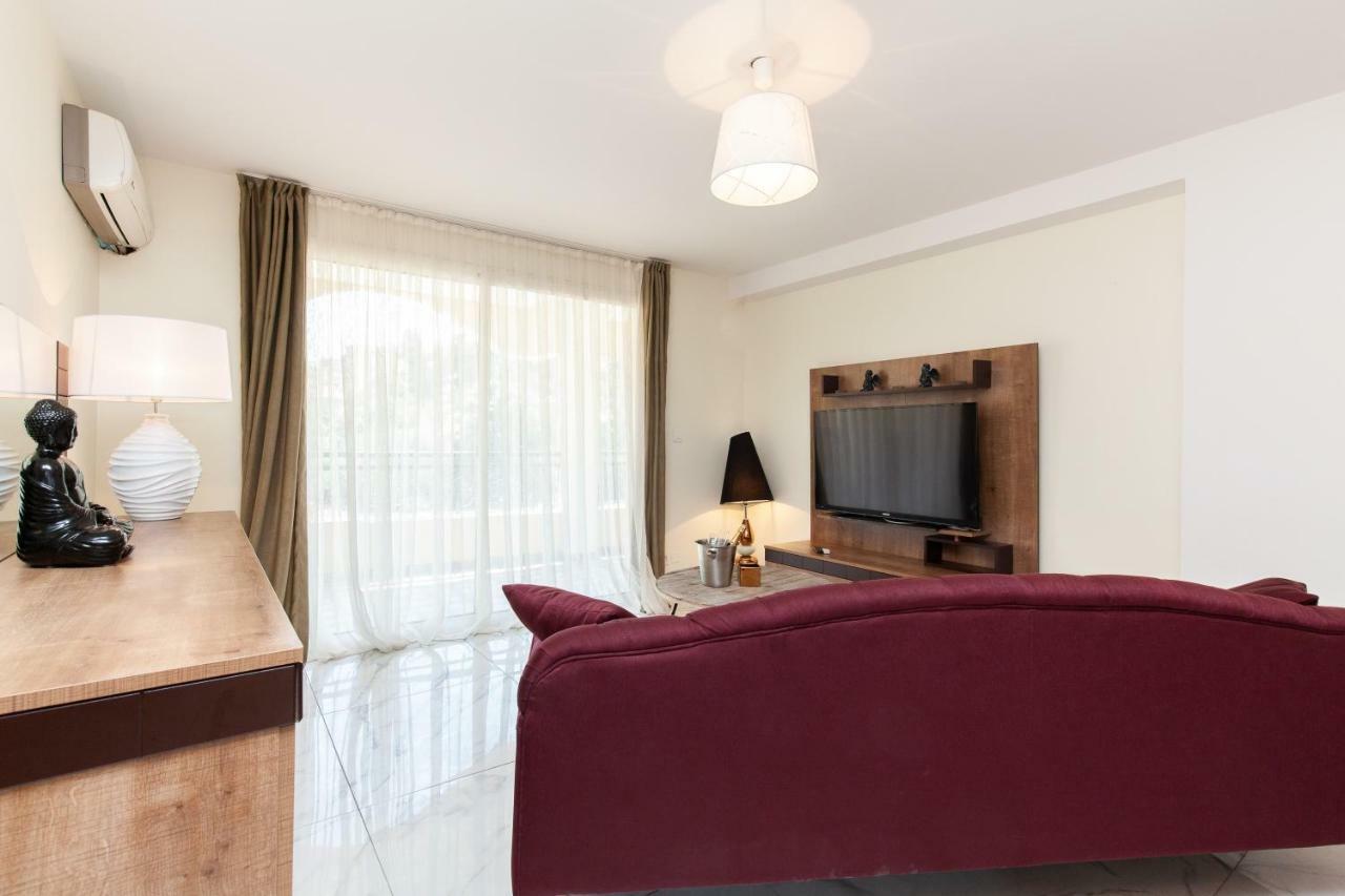 Residence D'Azur Riou Cannes Exterior foto